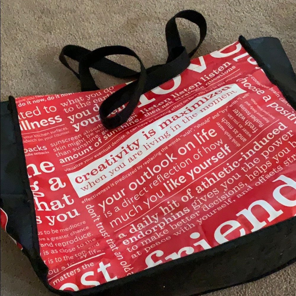 Medium size Lululemon reusable bag
